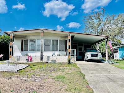 7445 Montrose Ave Brooksville, FL 34613