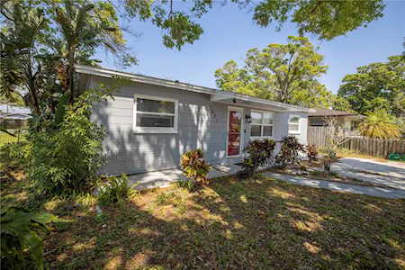 5821 59th Ave N St. Petersburg, FL 33709