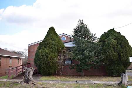5321 Court G Fairfield, AL 35064