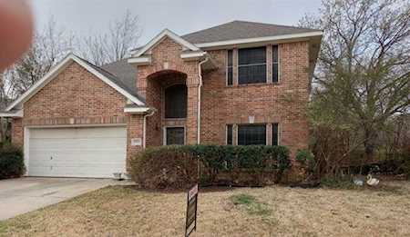 7025 Michael Drive North Richland Hills, TX 76182
