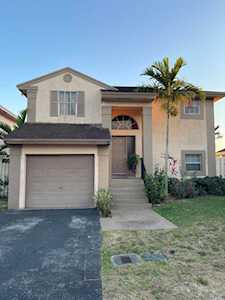 3749 NW 107th Way Sunrise, FL 33351