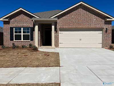 6594 NW Moon Crest Lane Huntsville, AL 35806