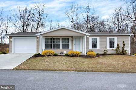 352 Crystal Creek Crossing Abbottstown, PA 17301