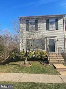 6633 Hunting Path Rd Haymarket, VA 20169