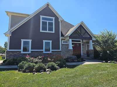 973 S Fairway Village Ct Greenfield, IN 46140