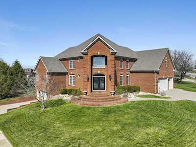 161 Clubhouse Dr Georgetown, KY 40324