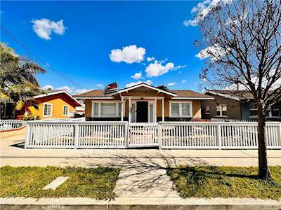 216 N Carleton Ave Anaheim, CA 92801