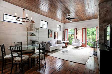 266 Ashley Ave Charleston, SC 29403