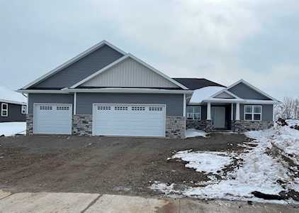 1608 Marie Ln Green Bay, Village of Howard, WI 54313