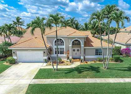 970 NW 201st Ave Pembroke Pines, FL 33029