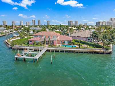 1020 Fairview Lane Singer Island, FL 33404