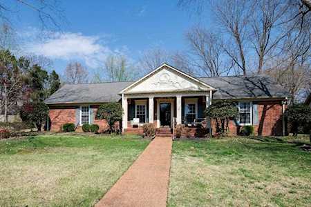 8370 Stone Creek Dr Germantown, TN 38138