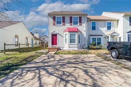 4782 Woods Edge Rd Virginia Beach, VA 23462
