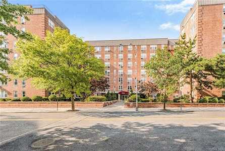 2 Sadore Lane #4Y Yonkers, NY 10710