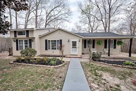 9050 Kings Dr York, SC 29745