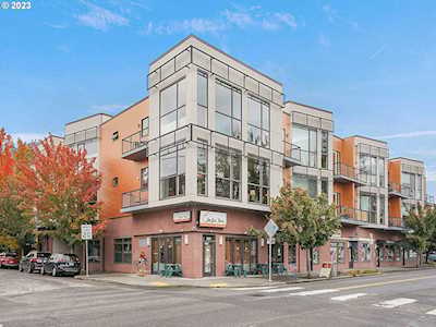 838 SE 38th AVE #207 Portland, OR 97214