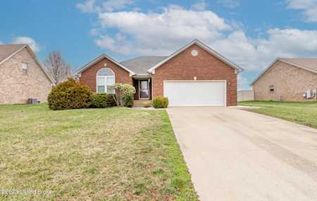 484 New Christman Ln Shepherdsville, KY 40165