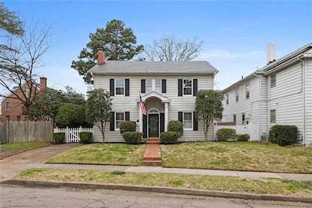 6011 Upper Brandon Place Norfolk, VA 23508