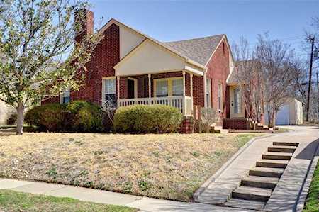 1809 Frederick Street Fort Worth, TX 76107