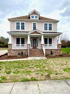 113 Torrington Circle Suffolk, VA 23436