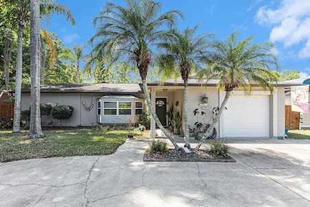 18210 Griffith Rd. Lutz, FL 33548