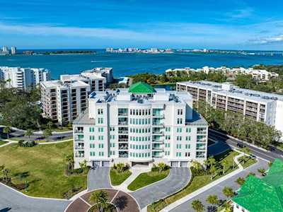 8 Palm TERRACE #705 Belleair, FL 33756