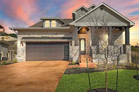 305 Highland Village CV Lakeway, TX 78738