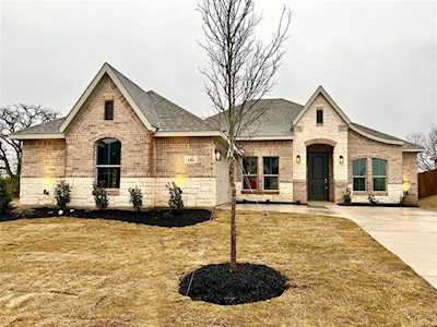 141 Mockingbird Hill Drive Joshua, TX 76058