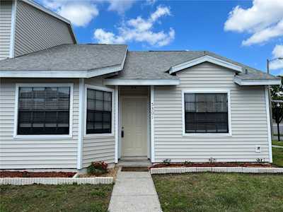5301 Ladywell Ct Tampa, FL 33624