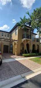 4443 Arabian Way Davie, FL 33328