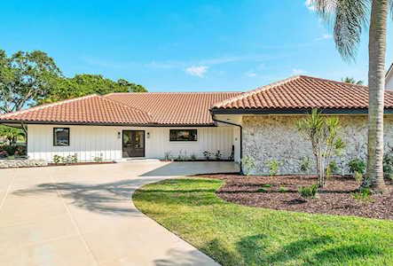 3 Glencairn Court Palm Beach Gardens, FL 33418