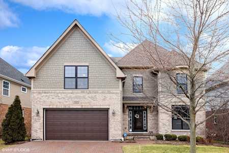 1003 Red Oak Dr Western Springs, IL 60558