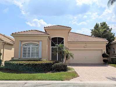 7295 Demedici Circle Delray Beach, FL 33446