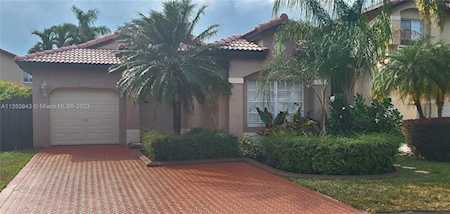 5224 NW 112th Ct Doral, FL 33178