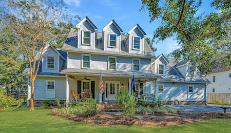 704 Serotina Point Mount Pleasant, SC 29464