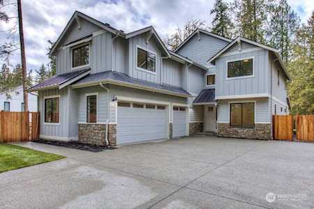 14235 Sandy Hook Rd NE Poulsbo, WA 98370