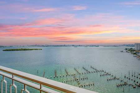 11111 Biscayne Blvd #19E Miami, FL 33181