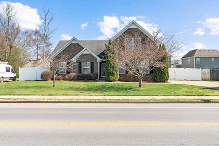 2021 Saint Andrews Dr Murfreesboro, TN 37128