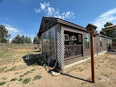 13101 Cameron Dr. Donnelly, ID 83615