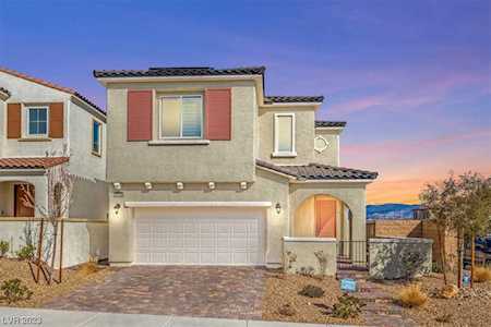 10768 Crestview Pointe Ave Las Vegas, NV 89166