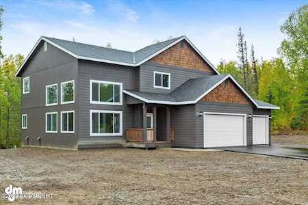 6136 N Snowflower Ln Palmer, AK 99645