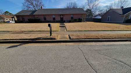 4192 Shadowfall Dr Memphis, TN 38141