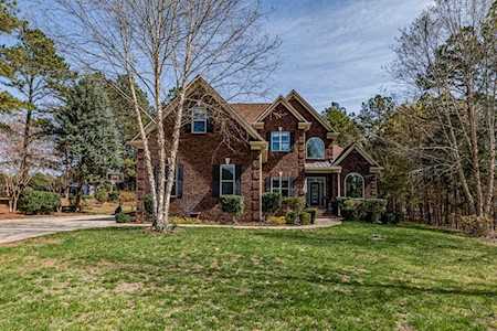160 Arrow Point Ln Davidson, NC 28036