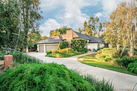 377 Rancho Camino Fallbrook, CA 92028
