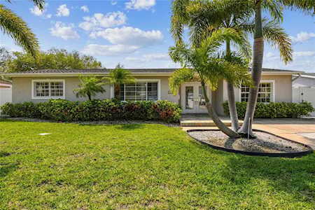6770 32nd Ave N St. Petersburg, FL 33710