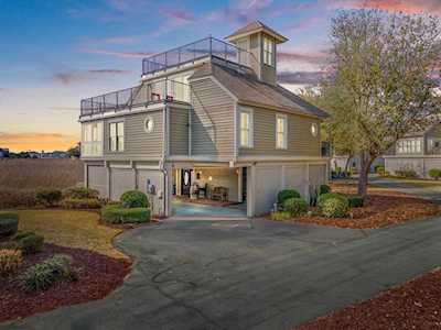 1606 Harbor Dr. North Myrtle Beach, SC 29582
