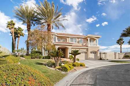 4000 Mansion Hall Ct Las Vegas, NV 89129