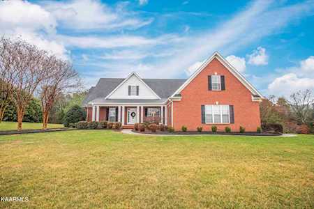 150 Williamsburg Dr Lenoir City, TN 37772