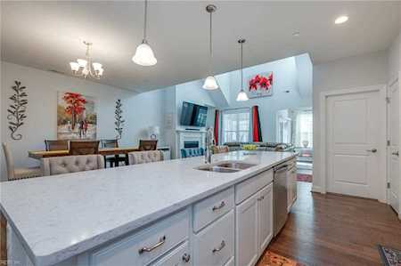 1204 Vine St Chesapeake, VA 23320