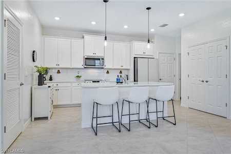 4237 Bloomfield St Fort Myers, FL 33916
